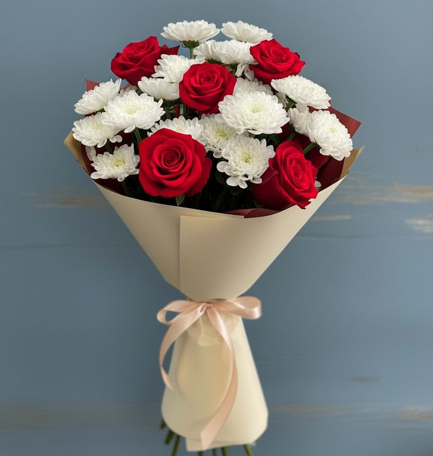 Букет цветов из: Розы и Хризантемы в Сурске