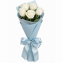 Букет 5 Белых роз Проуд в Сурске