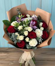 Букет цветов из:  Розы и Альстромерии #REPLACE_PRED# Сурске