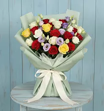 Букет цветов из:  Розы в Сурске