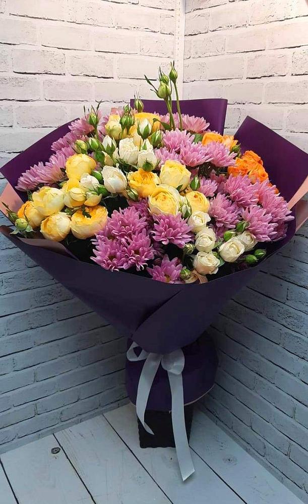 Букет цветов из: Хризантемы и Розы в Сурске