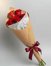 Букет цветов из:  Розы в Сурске