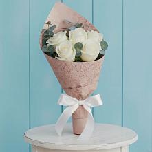Букет цветов из:  Розы в Сурске