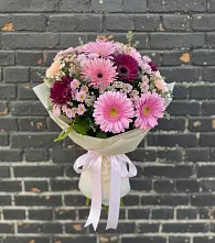 Букет цветов из:  Герберы и Хризантемы в Сурске