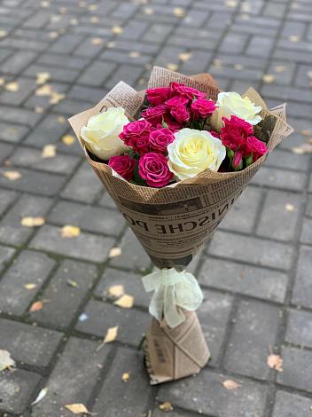 Букет цветов из: Розы в Сурске