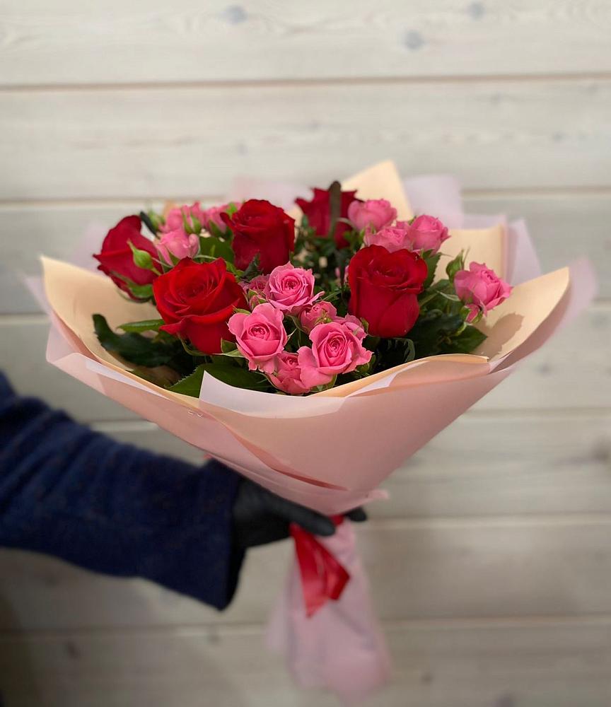 Букет цветов из: Розы в Сурске