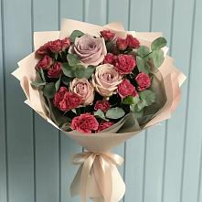 Букет цветов из:  Гвоздики и Розы #REPLACE_PRED# Сурске