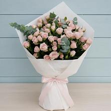Букет цветов из:  Розы в Сурске