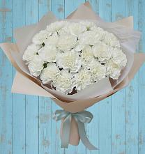 Букет цветов из:  Гвоздики #REPLACE_PRED# Сурске